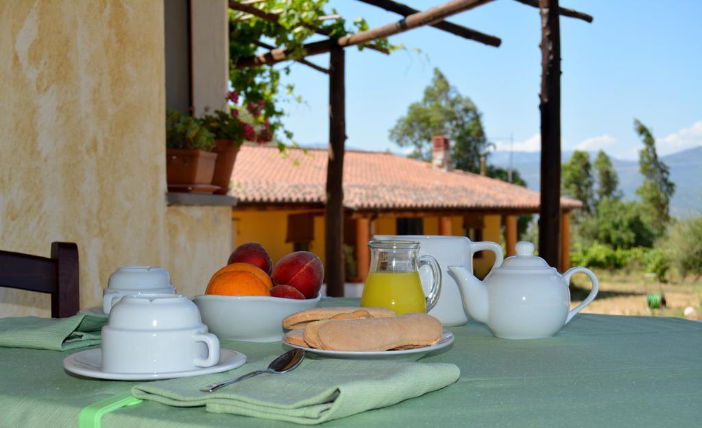 Agriturismo Rubinu Galtellì Eksteriør billede